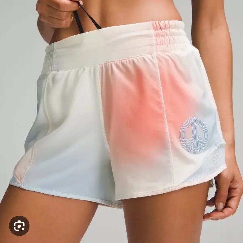 RARE Lululemon Hotty Hot High-Rise Lined Short 4” Mad Happy Size 6